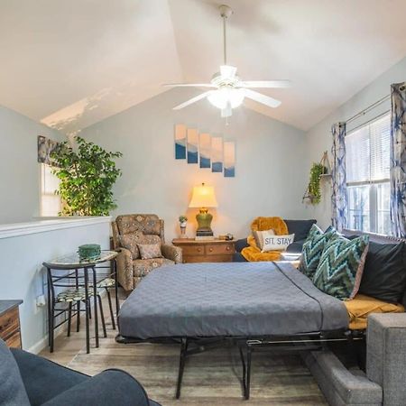Sasquatch Lodge E Sleeps 13 Гатлинбург Экстерьер фото