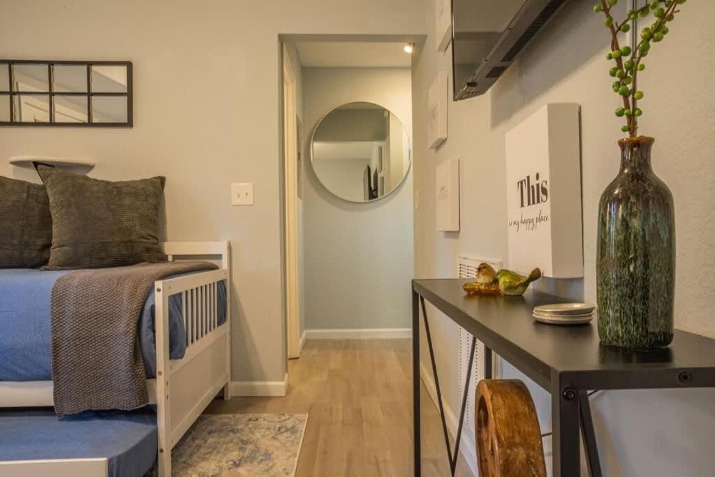Sasquatch Lodge E Sleeps 13 Гатлинбург Экстерьер фото