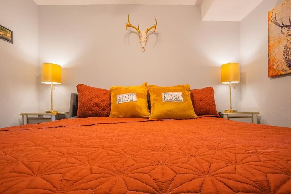 Sasquatch Lodge E Sleeps 13 Гатлинбург Экстерьер фото